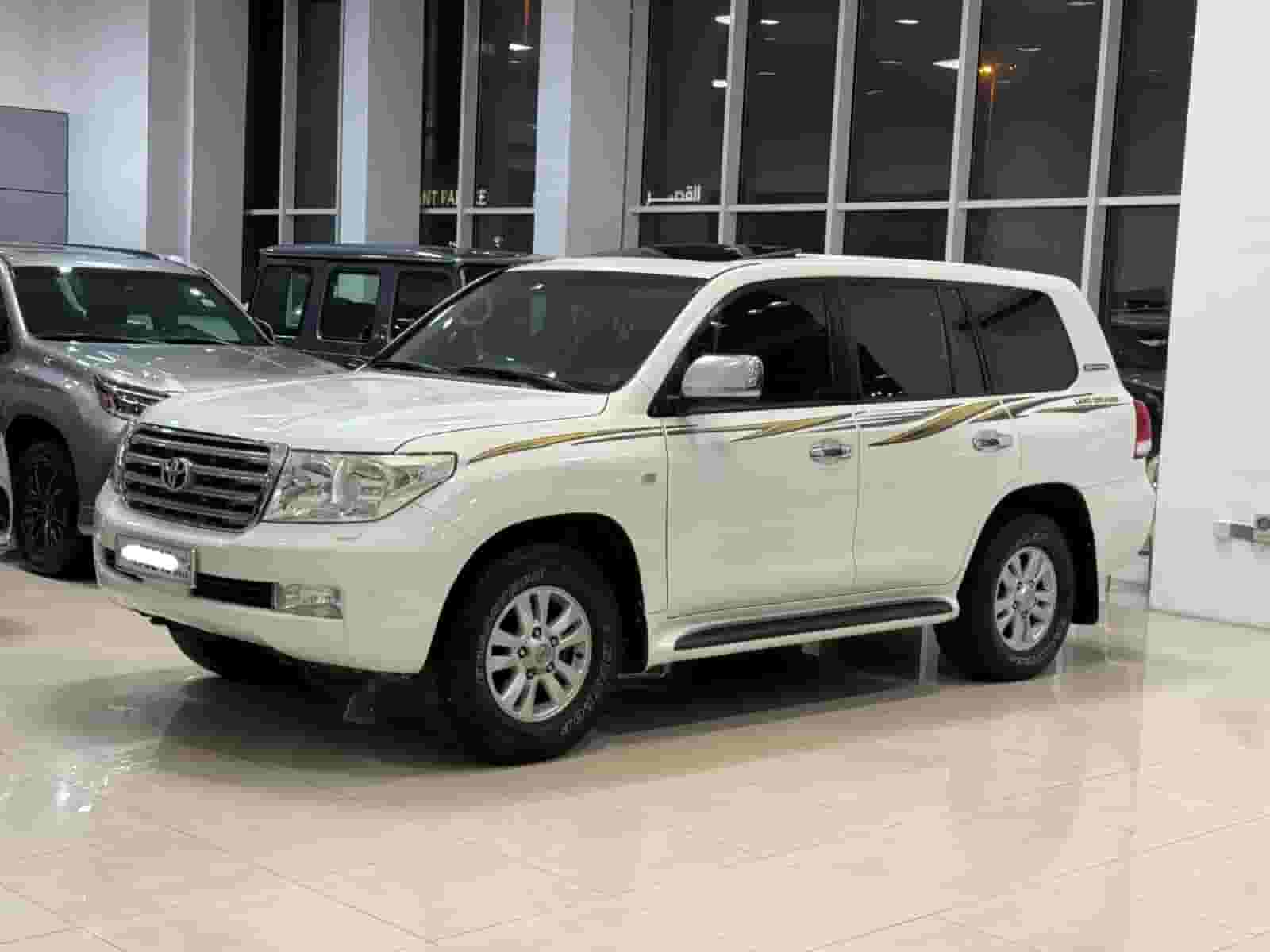 تويوتا لاند كروزر GX-R 2010  