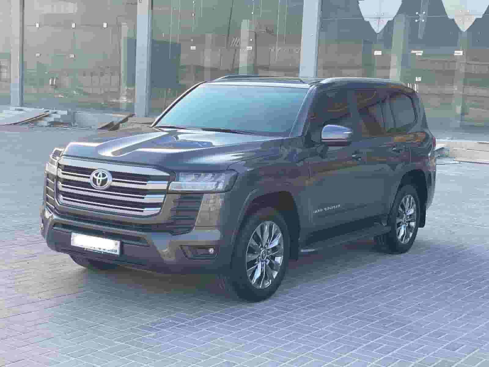 Toyota Land Cruiser GX-R 2025 