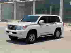 Toyota Land Cruiser GXR 2008 (White)