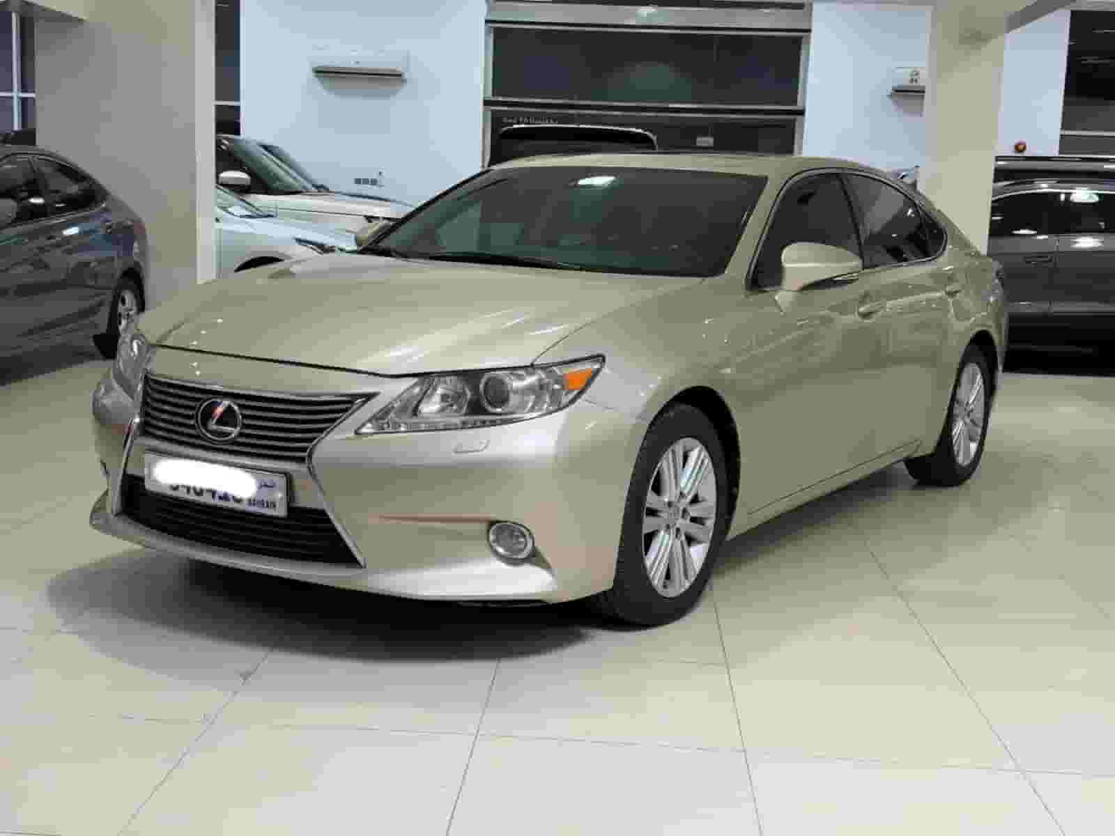Lexus ES-350/2013 (Beige)