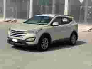 Hyundai Santafe 2014 (Beige)