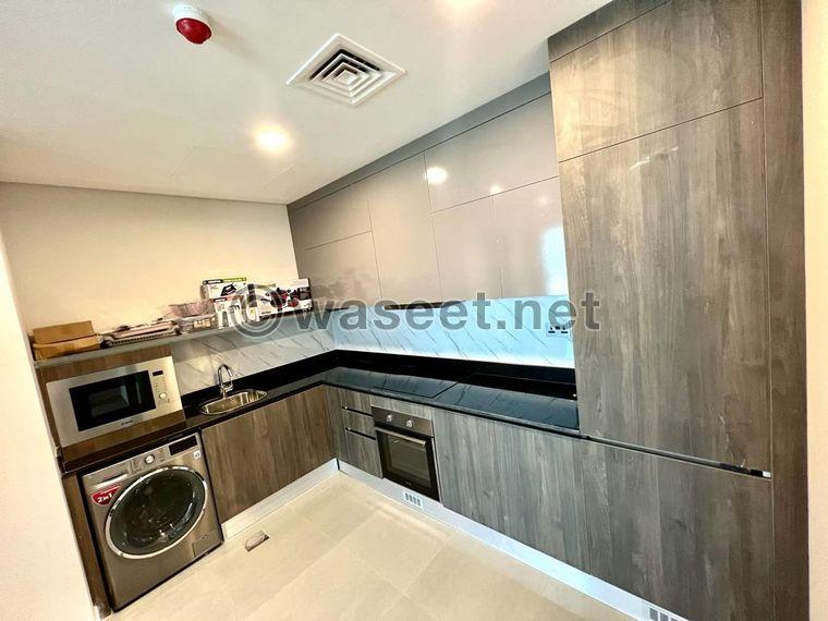 For rent a furnished apartment on the sea in the center of Manama 8