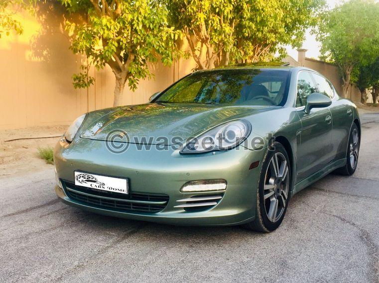 Porsche Panamera 4S 2010 0