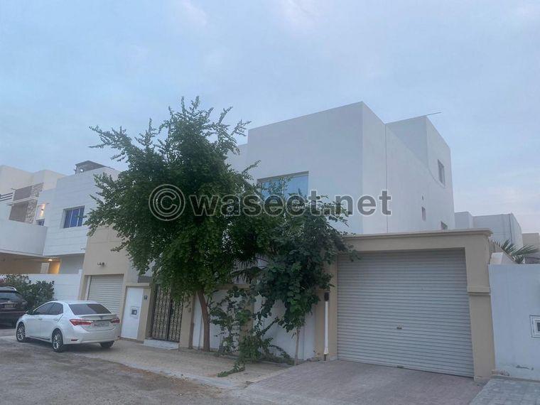 For rent, a house of 320 meters in Hamad Town 2
