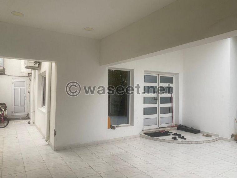 For rent, a house of 320 meters in Hamad Town 4