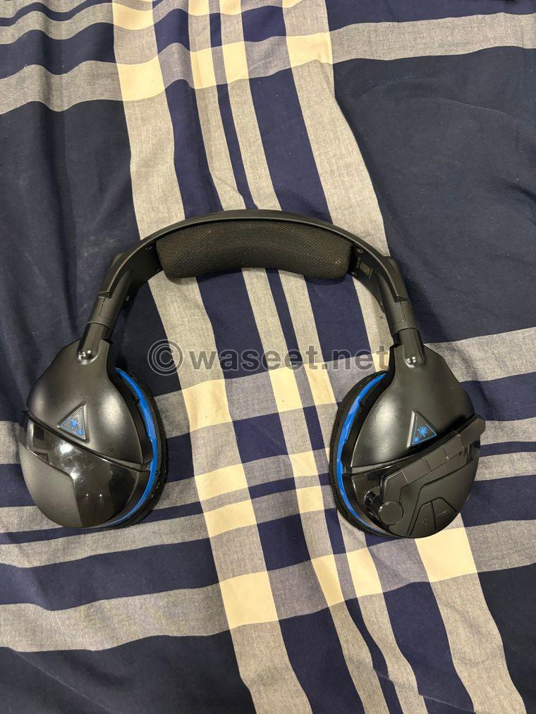 Used wireless headphone 8