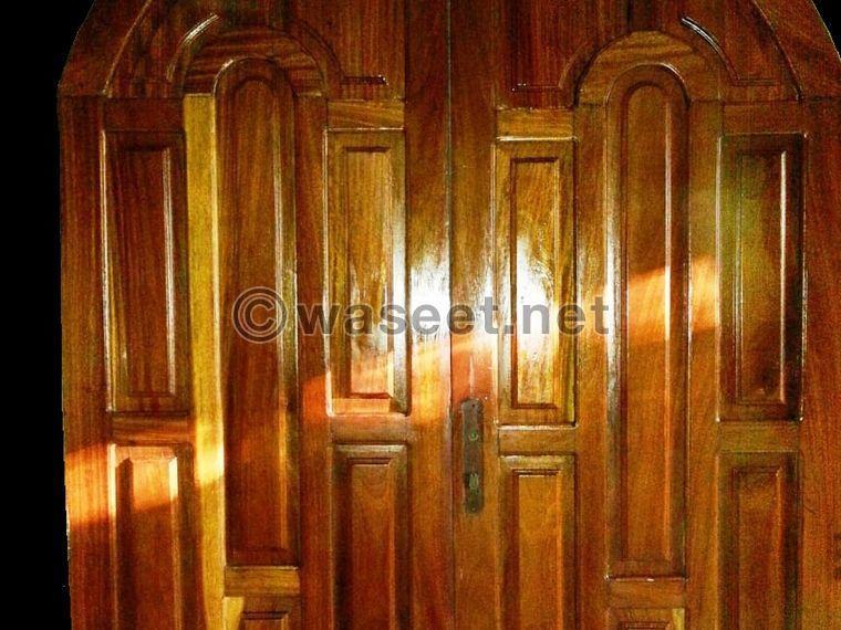 Doors made of precious teak wood 0
