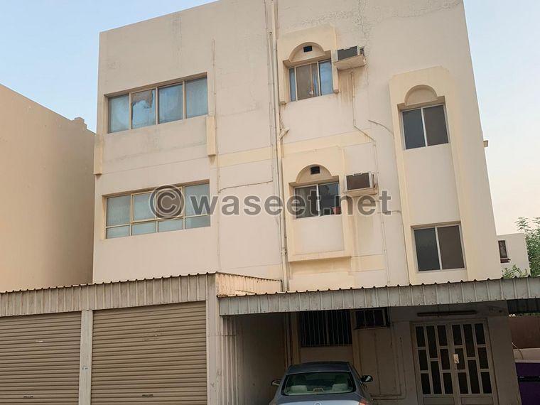 Building for sale in Galali near the Gulf mall 0