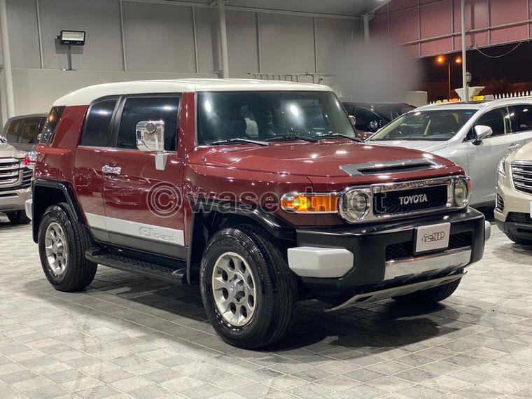 Toyota FJ Cruiser 2011 4