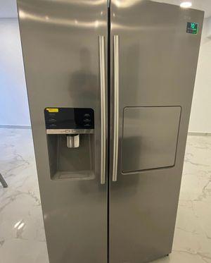 large capacity refrigerator