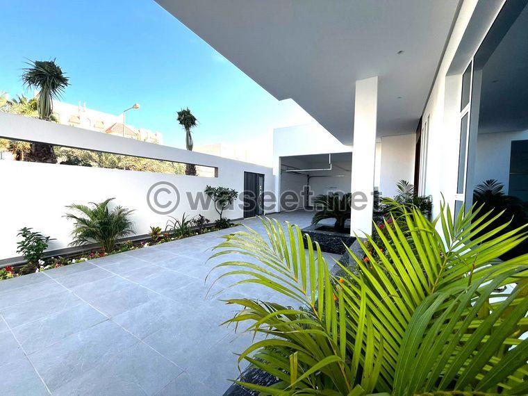 Modern luxury villa for sale in Saar 5