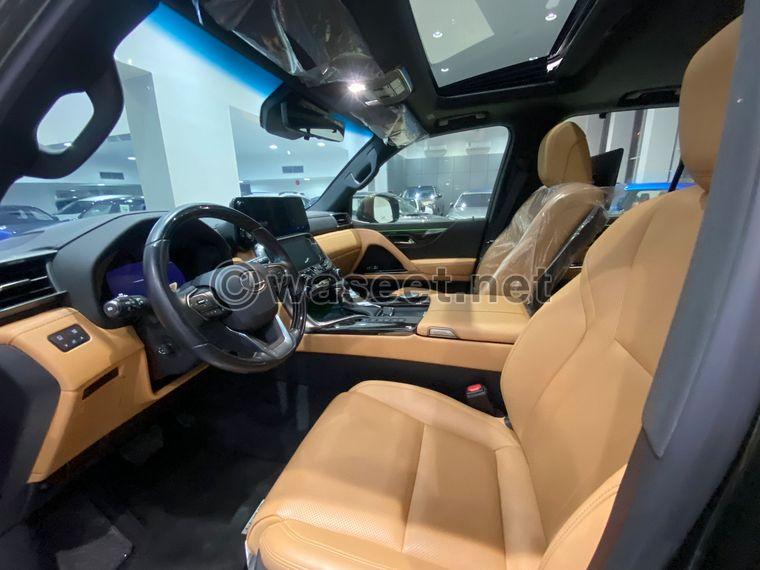 Lexus LX 600 model 2022  3