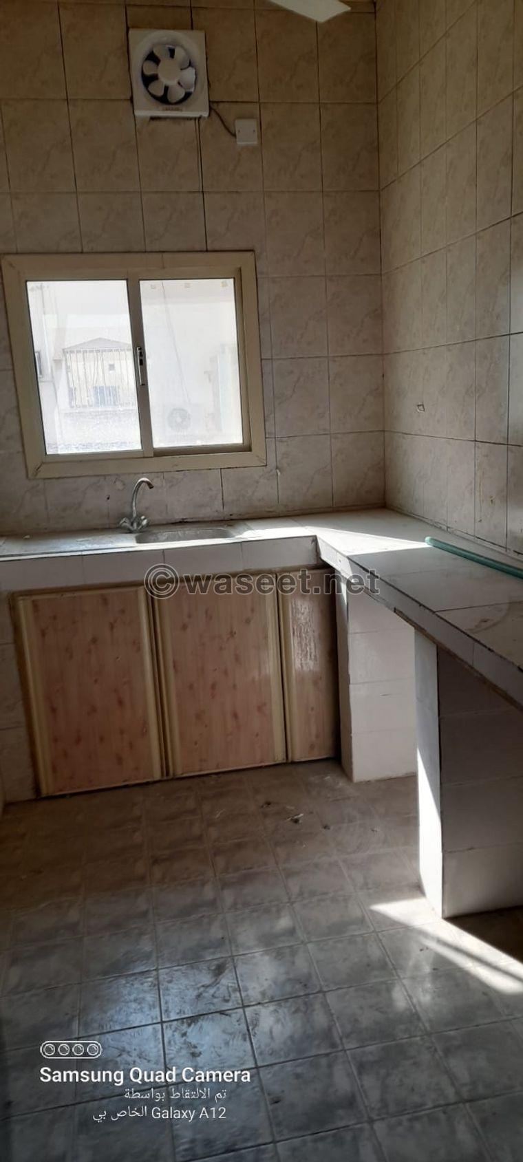       commercial flat for rent in Riffa Bukawara 4