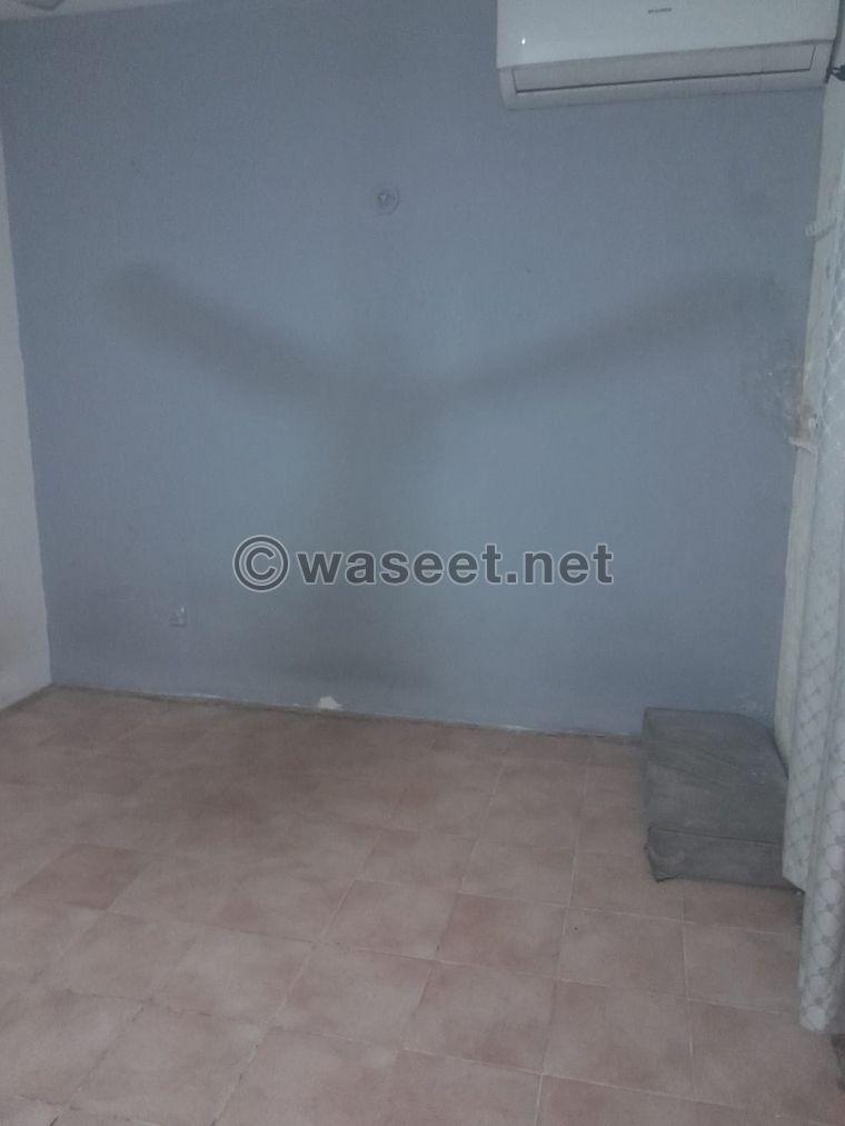 For rent a studio  in Al Qudaybiya  2