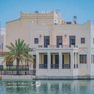 For sale villa in Amwaj Islands