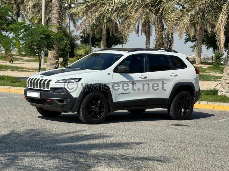 Jeep Cherokee Trailhawk 201  1