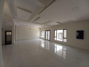 Villa in Durrat Al Muharraq for sale