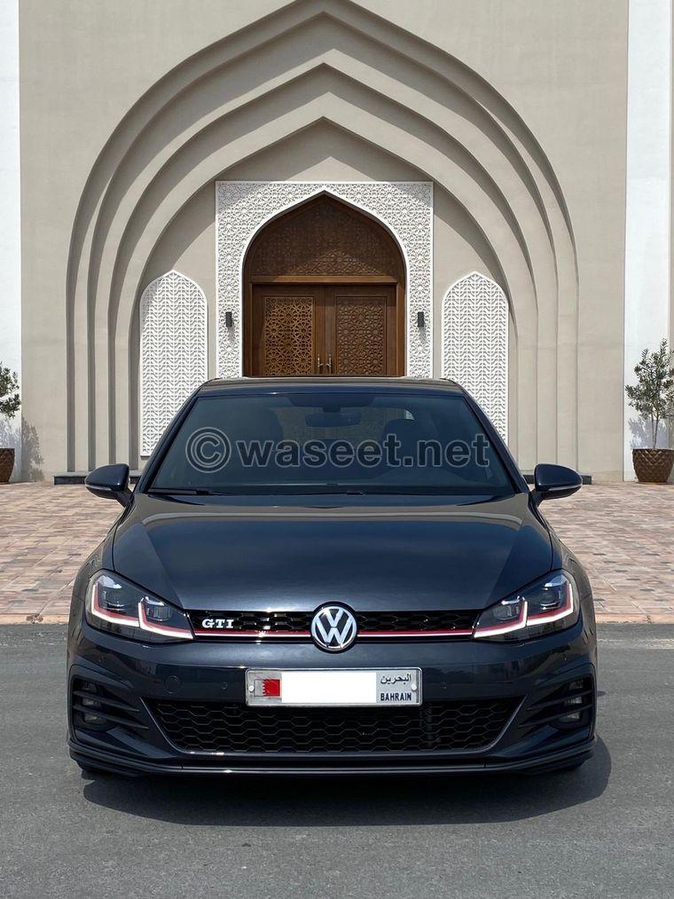 فولكس فاجن جولف GTI 2018 0