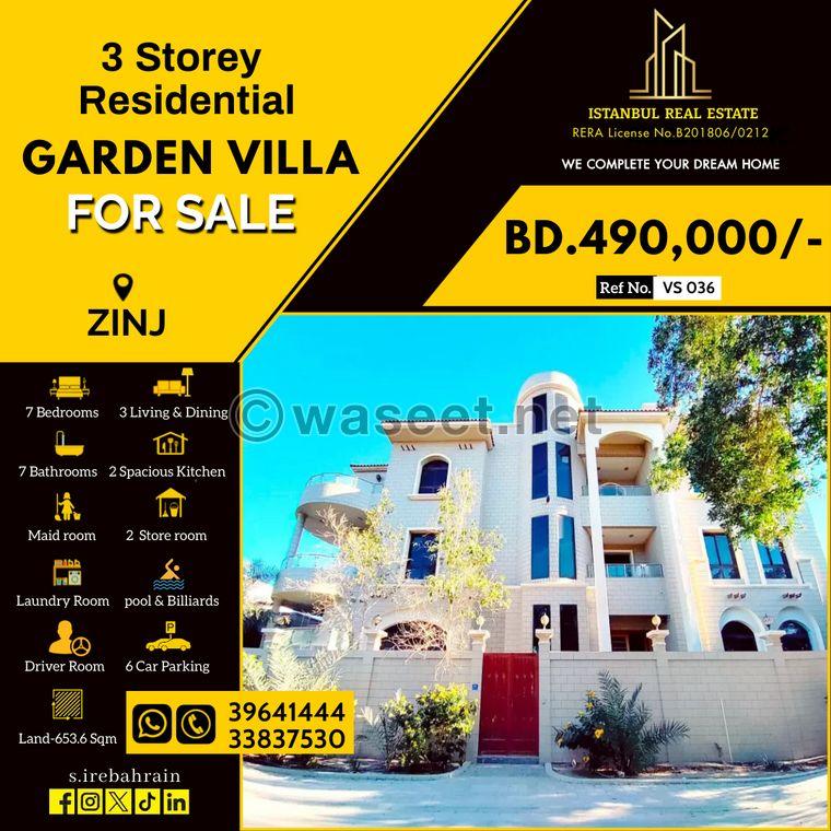 Villa with garden for sale near the highway 0
