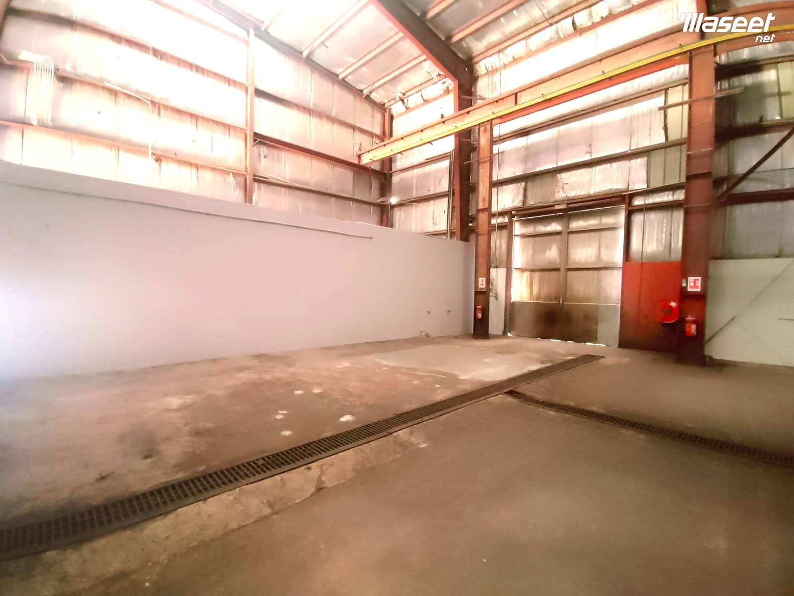 Factory 1900 sqm for rent 1
