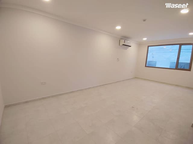 New family apartment for rent in Tubli