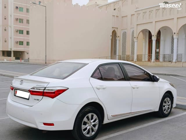 للبيع تويوتا كورولا 2018
