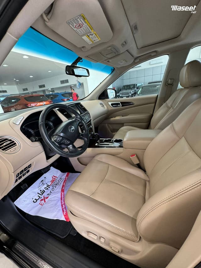 نيسان باثفايندر SV 2016
