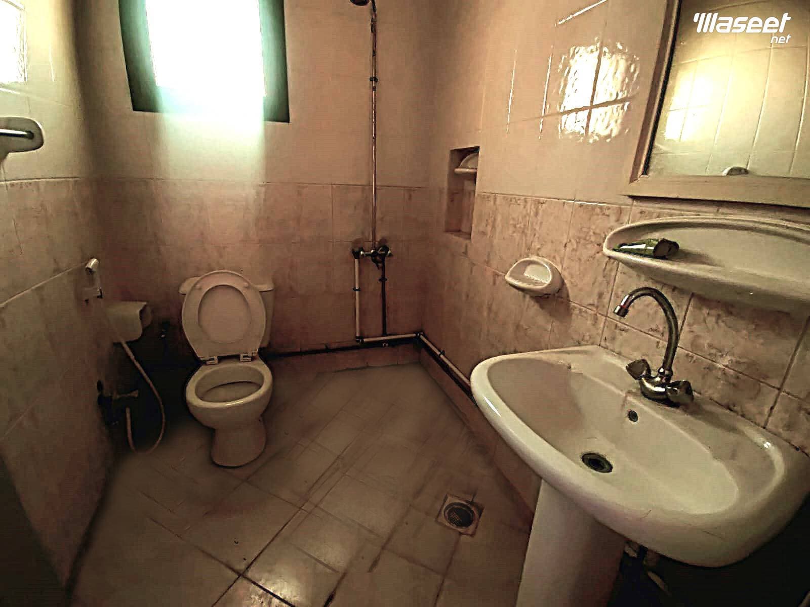 Commercial Office Space For Rent in Gudaibiya near Nesto Market 4