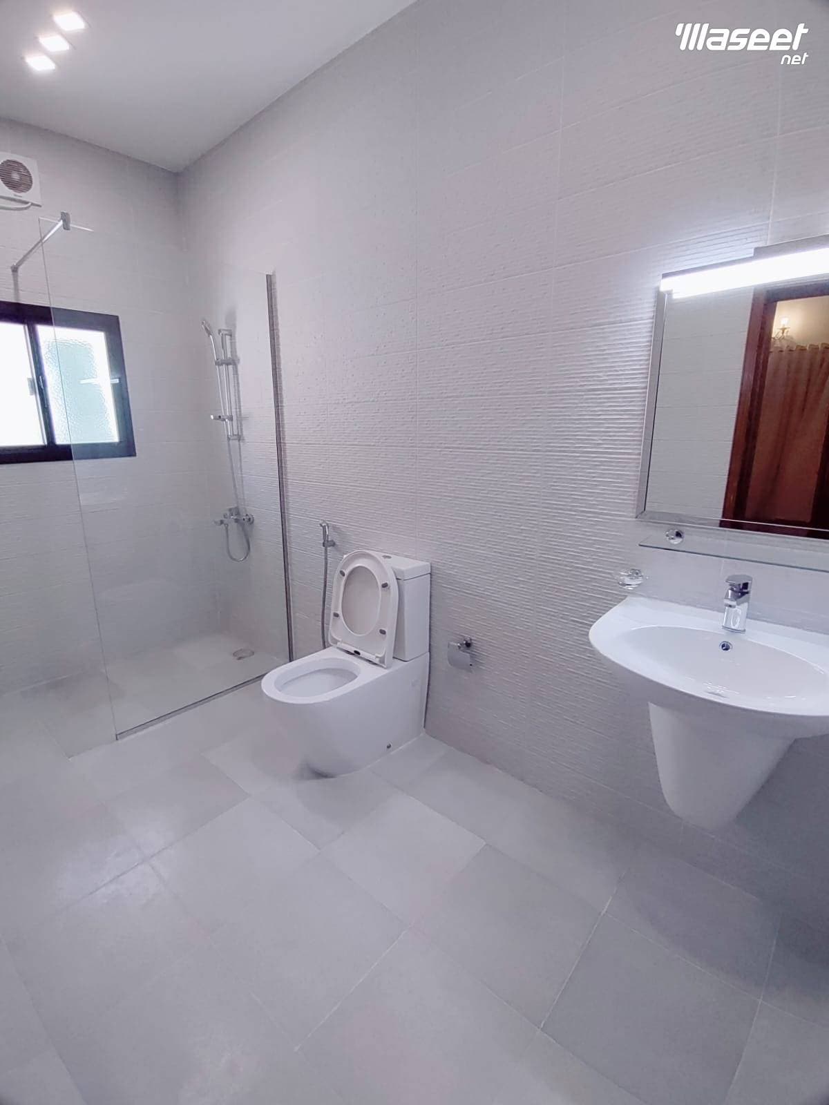 Villa for rent in Maqaba 6