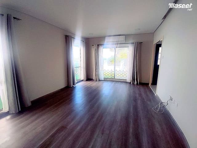 Beautiful Garden  Villa for Rent in Maqabah