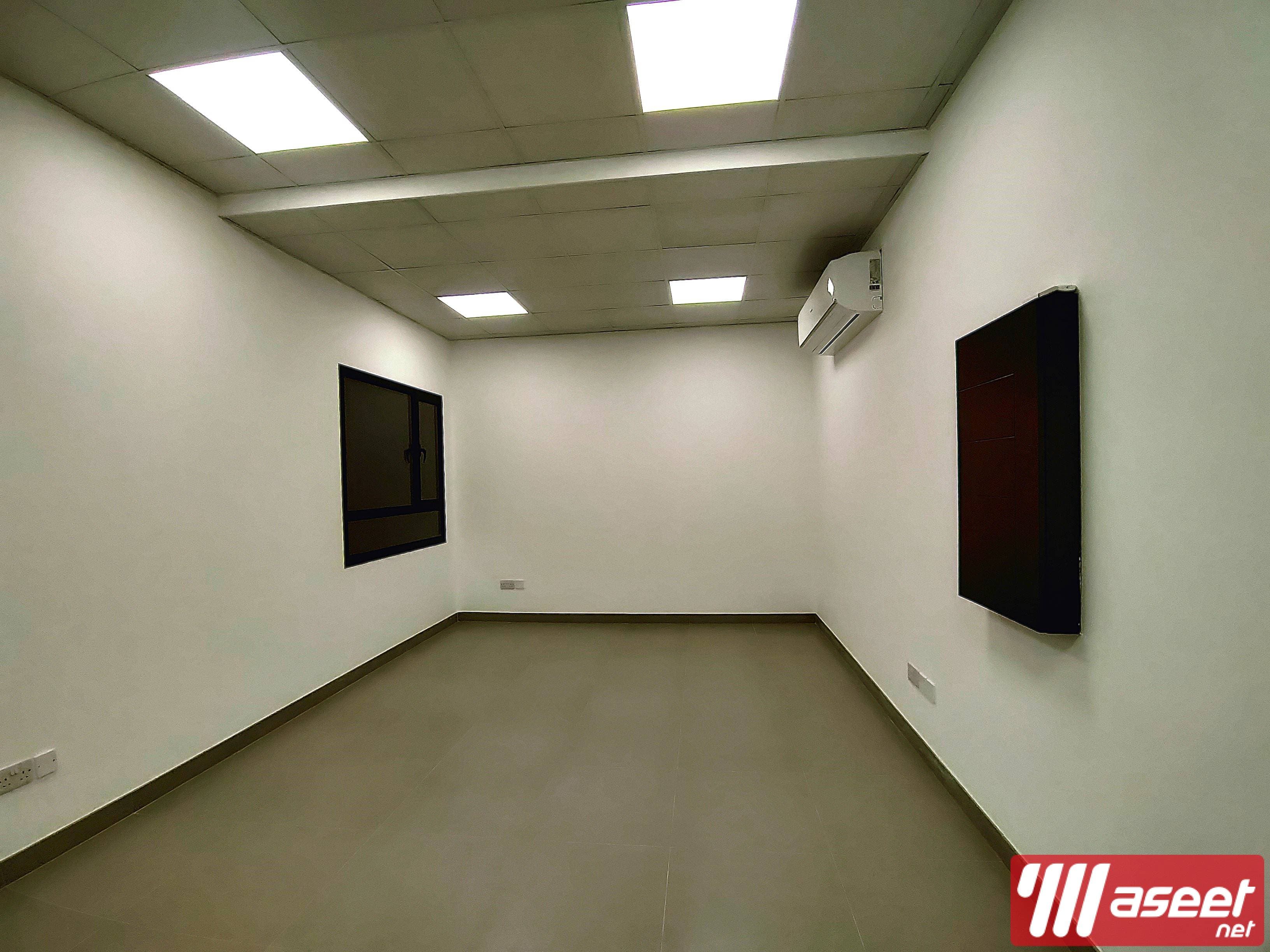 New office space for rent in Sanabis 2