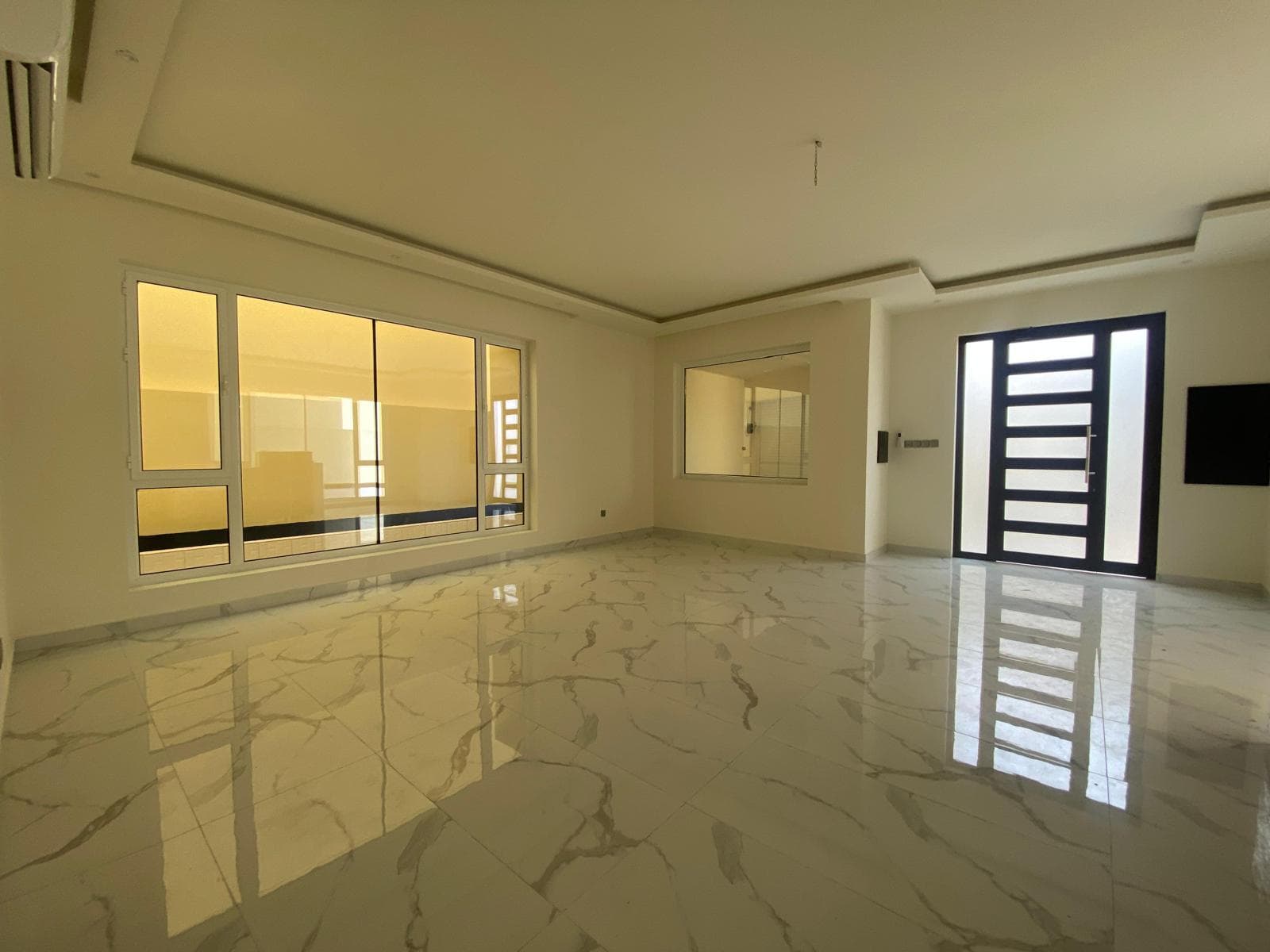 New luxury villa for sale in Bu Quwah  0
