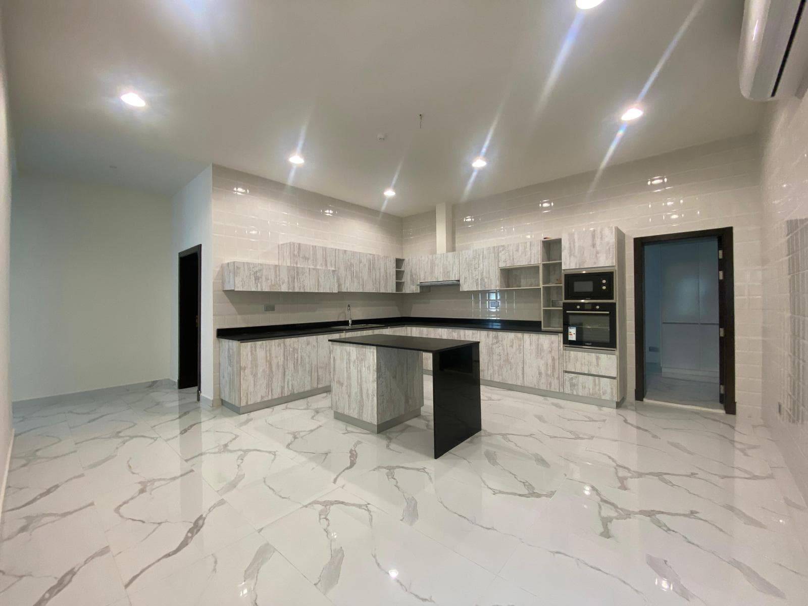 New luxury villa for sale in Bu Quwah  3