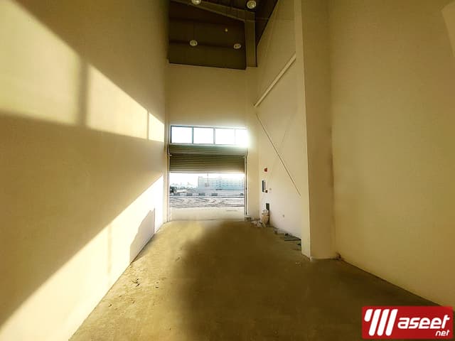 ورشة جديدة محل للإيجار في معامير 