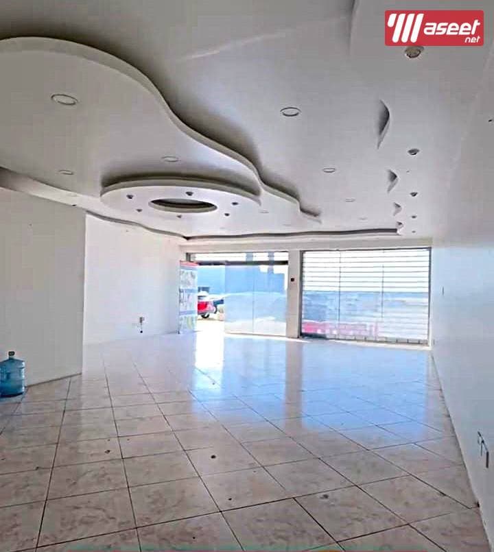 معرض تجاري للإيجار في سترة  0