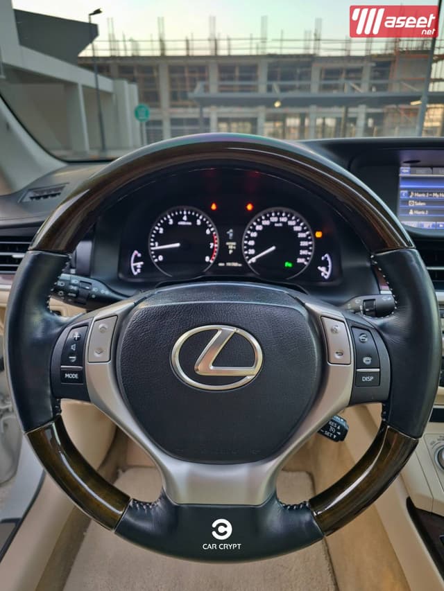 Lexus ES-350 model 2013