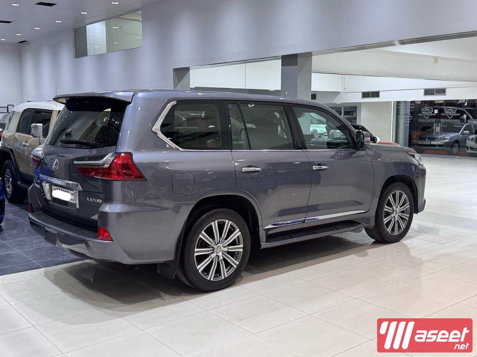 Lexus LX-570 / 2017 (Grey) 5