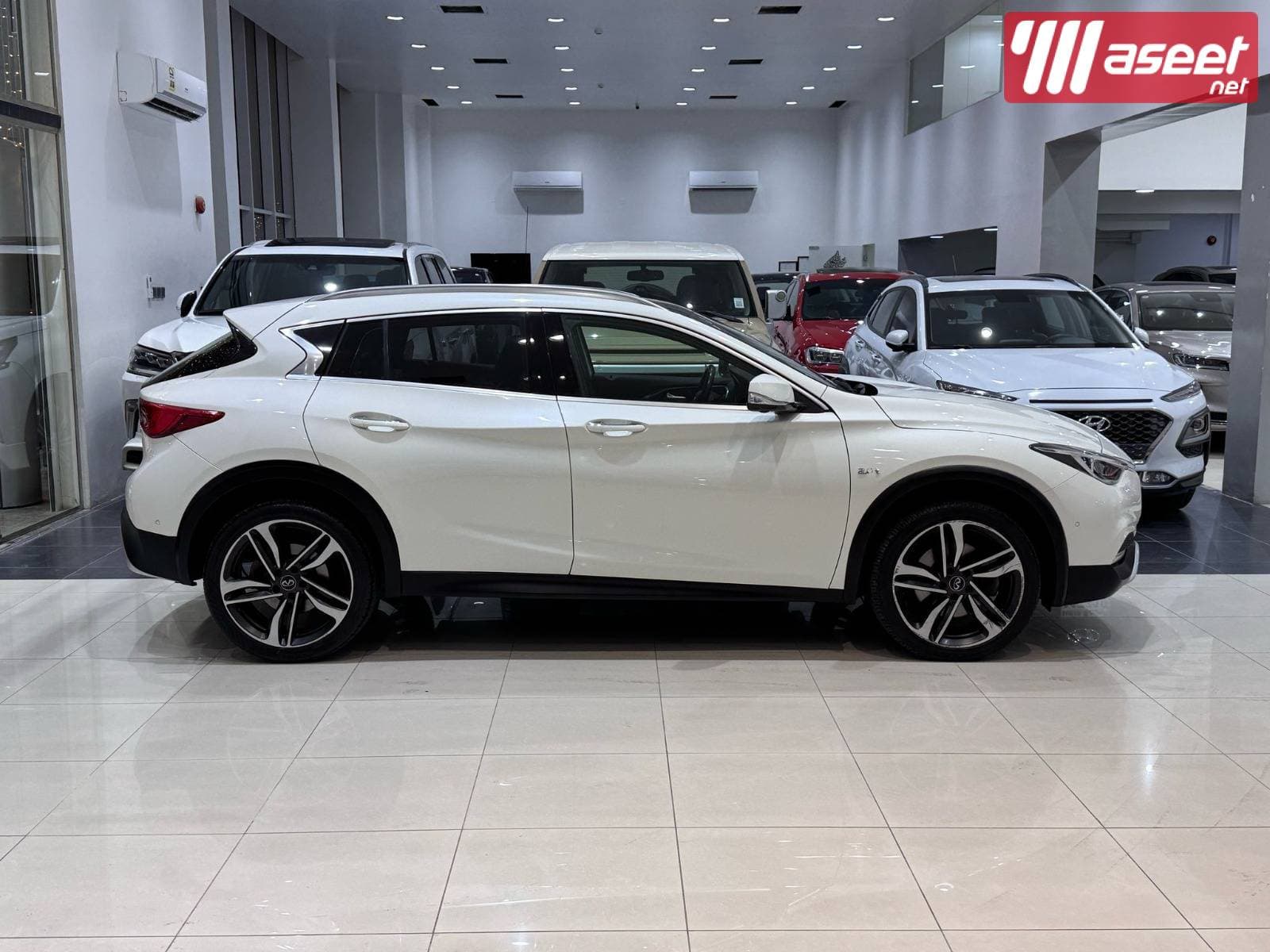 إنفينيتي QX-30/2019 4