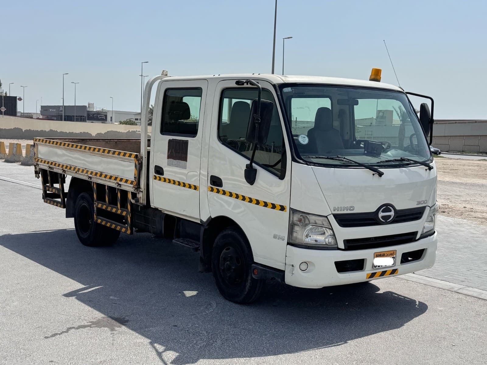 Hino 300 XZU710L 2017 truck 0