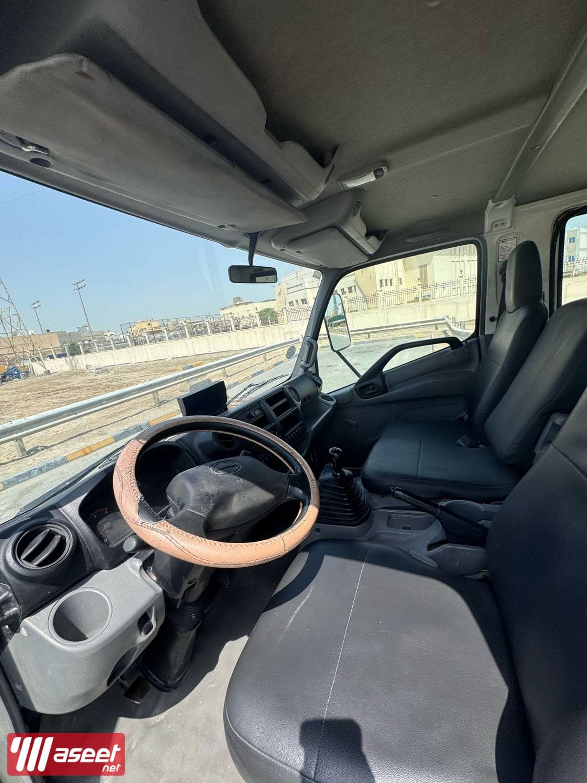 Hino 300 XZU710L 2017 truck 2
