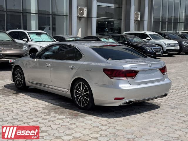 لكزس LS-460F 2015 (فضي)