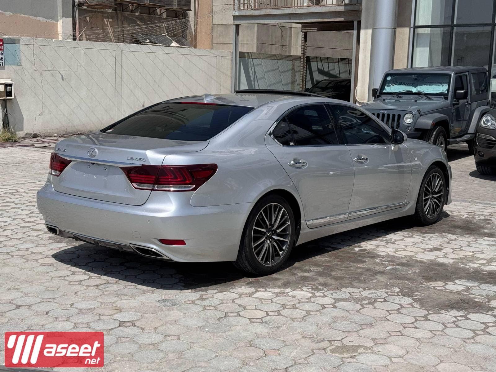 لكزس LS-460F 2015 (فضي) 1