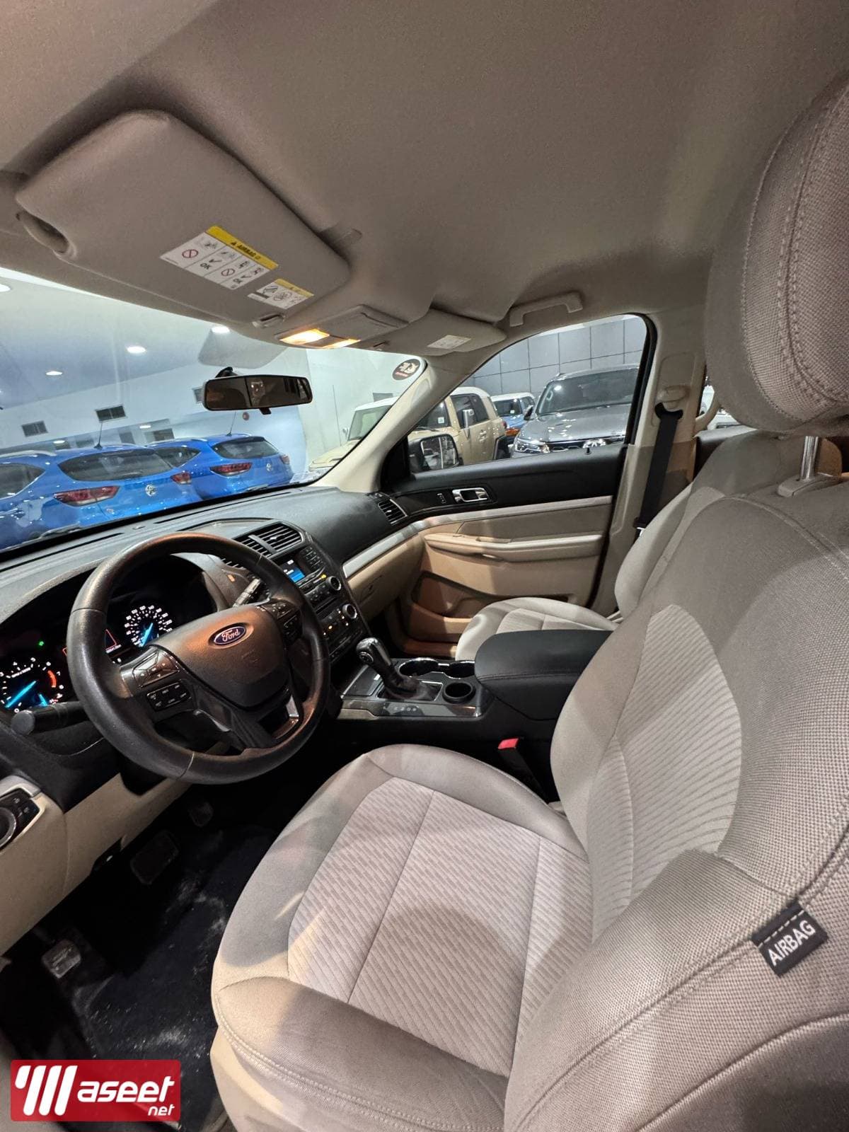 Ford Explorer 2018 (Black) 6