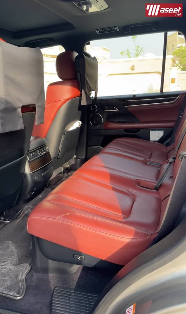 Lexus LX570 model 2017