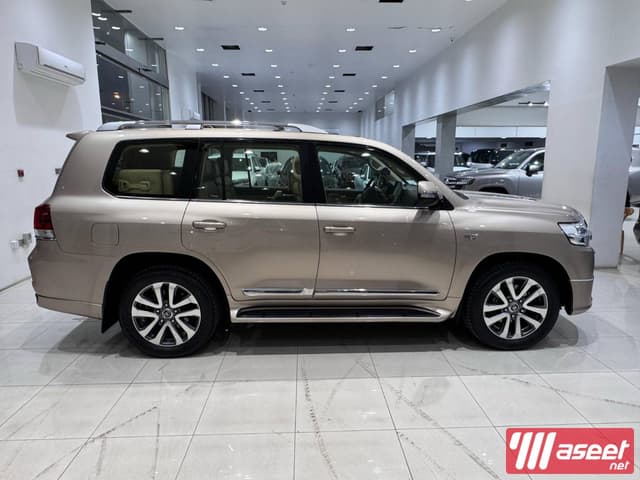 Toyota Land Cruiser VX-R 2019 