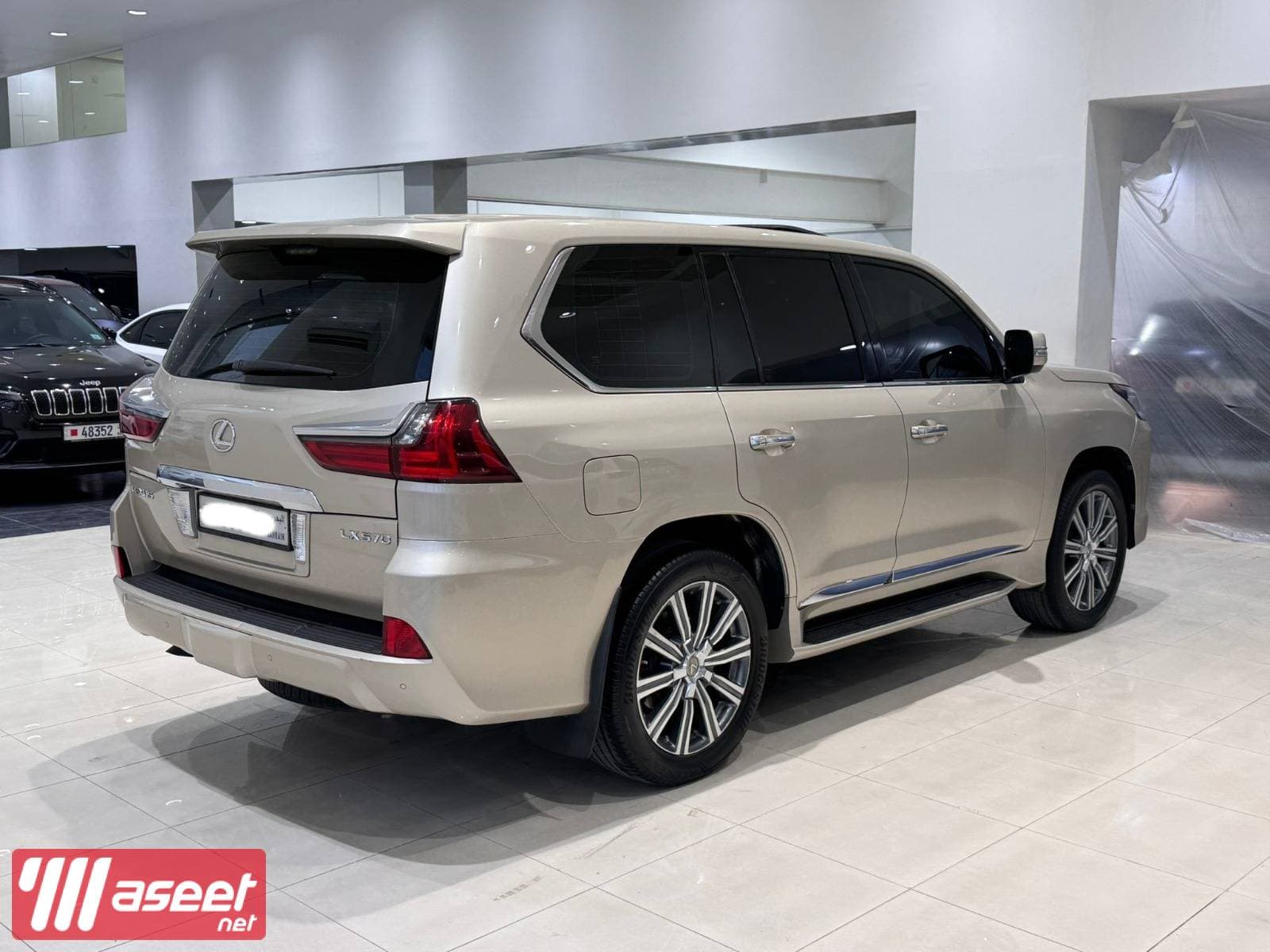 Lexus LX-570 2017 3