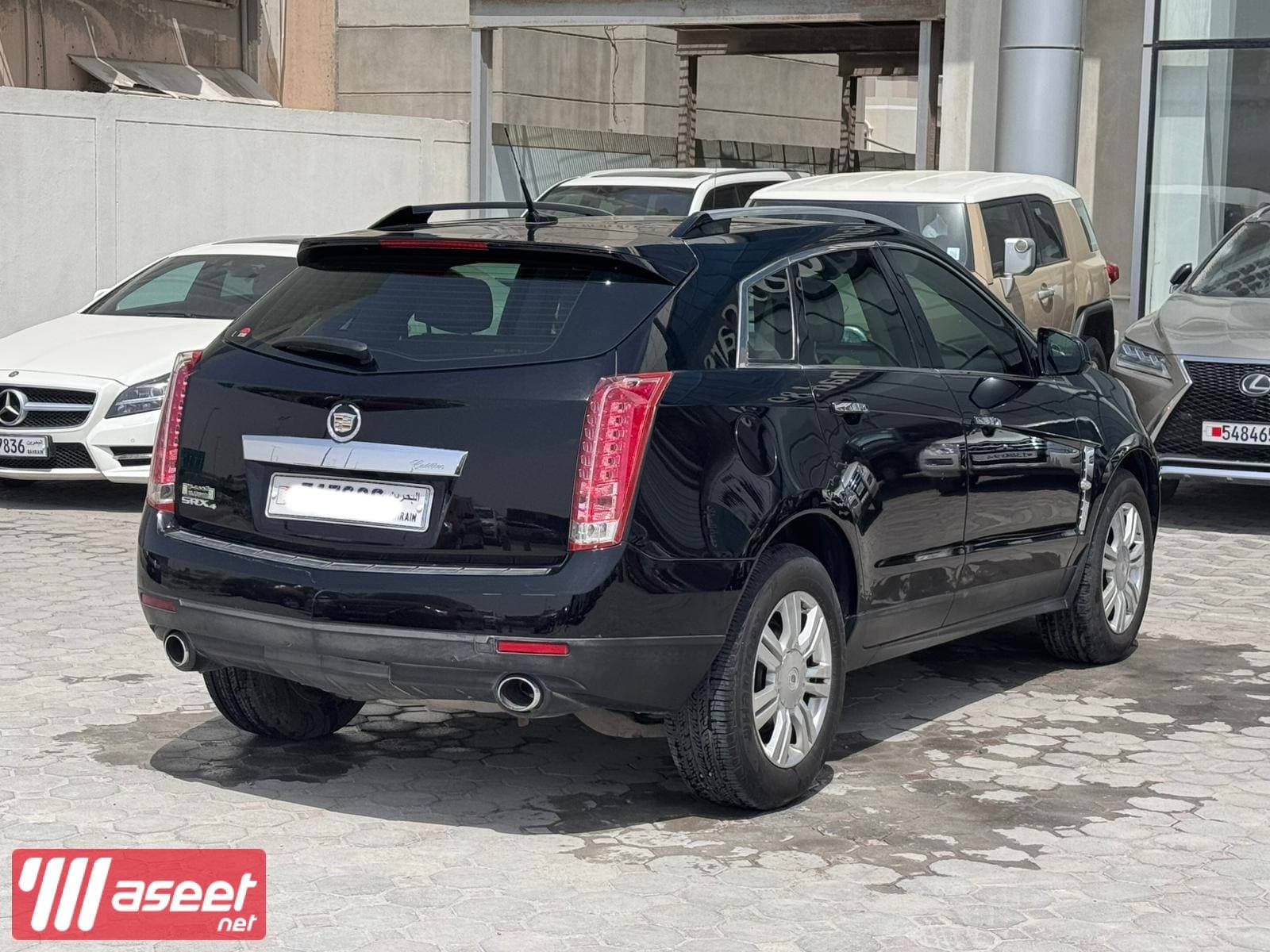 Cadillac SRX 4 model 2010  5