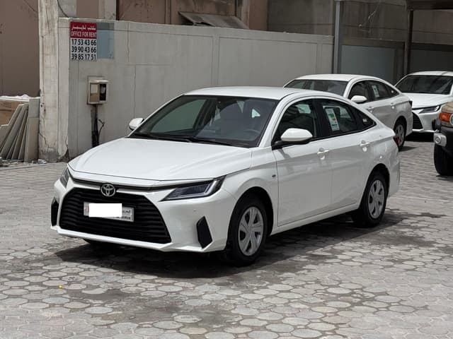 TOYOTA YARIS 2024 