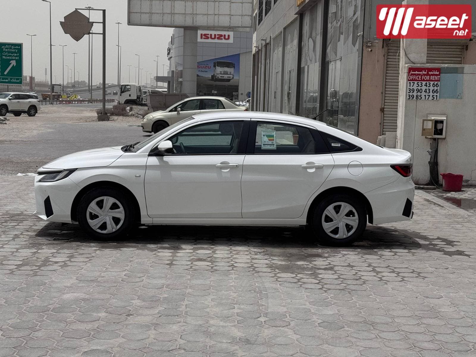 TOYOTA YARIS 2024  4