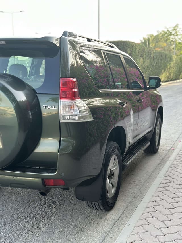 Toyota Prado model 2012